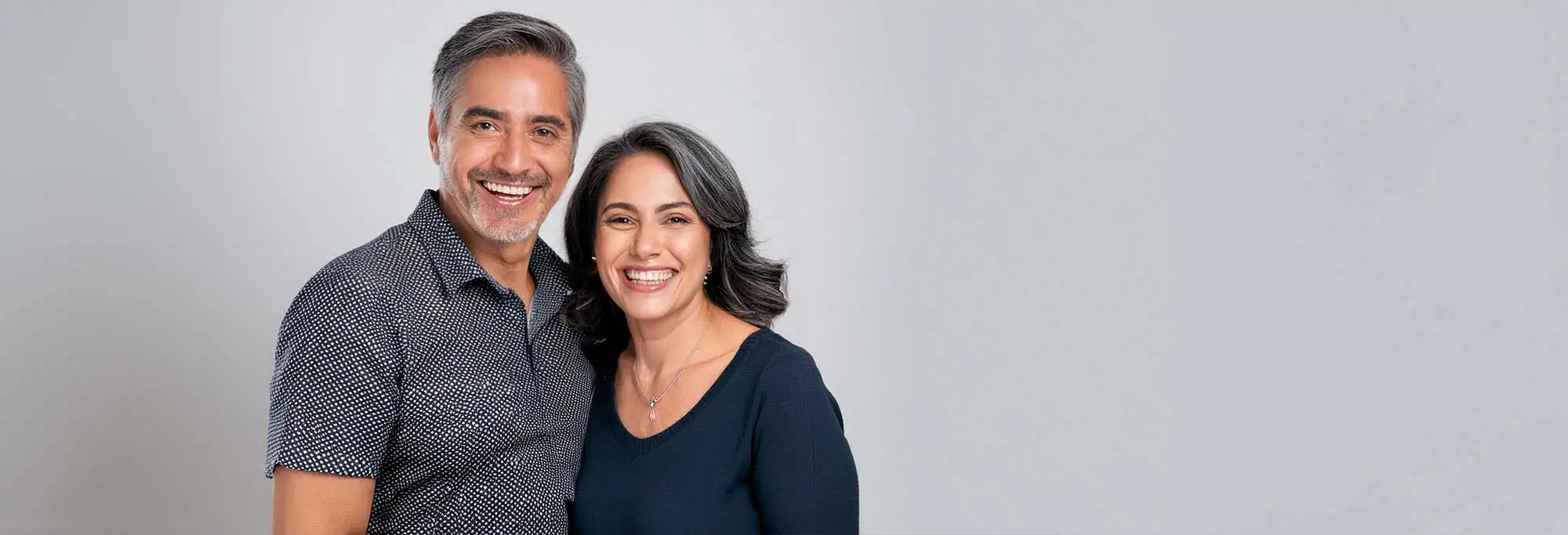 Pareja Retirada MAHAL Residencial Contemporánea