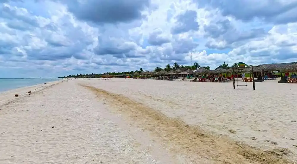 Palapas Sisal Yucatán: Pueblo Mágico