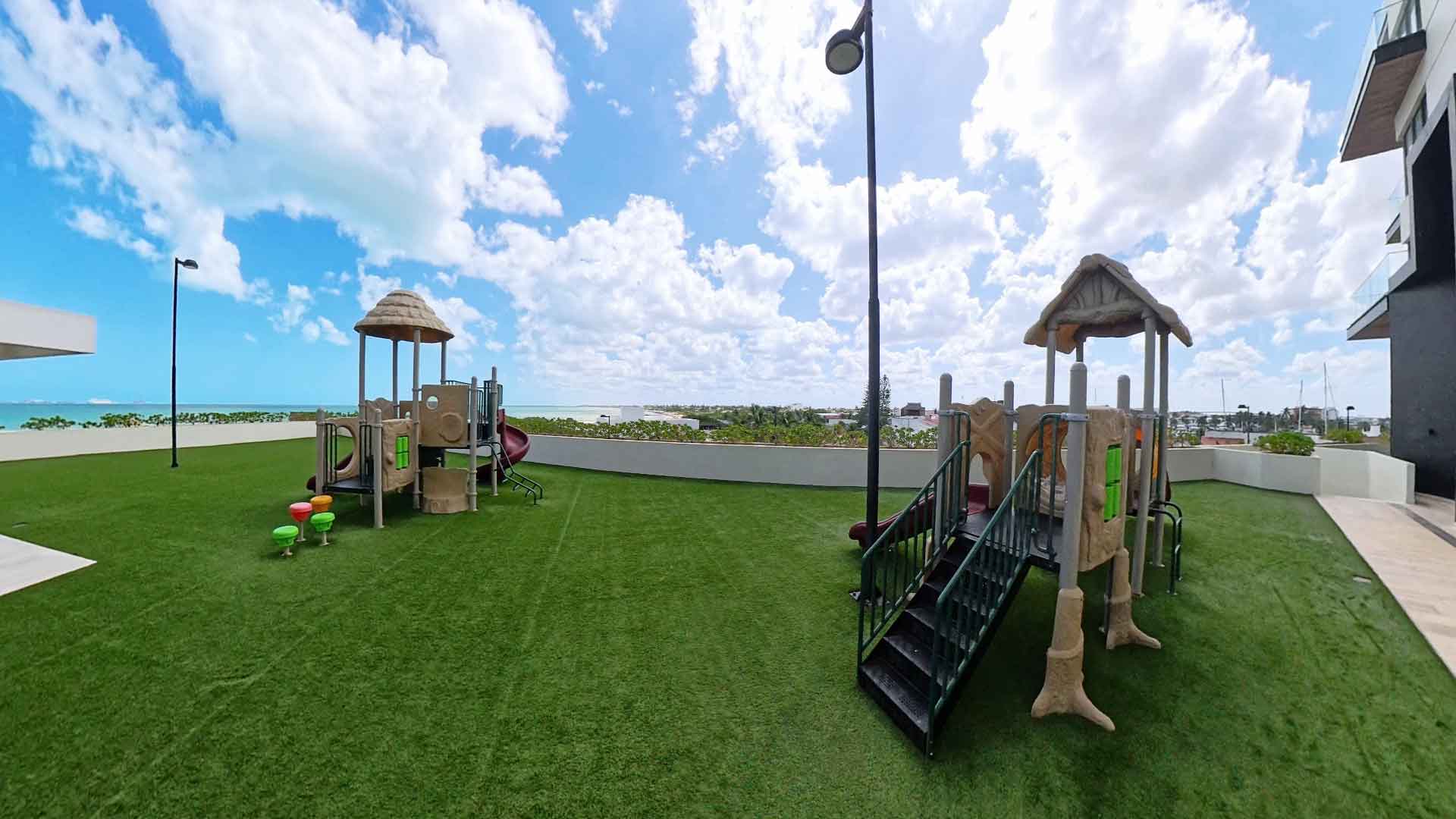 Juegos infantiles de Yucalpetén Resort Marina