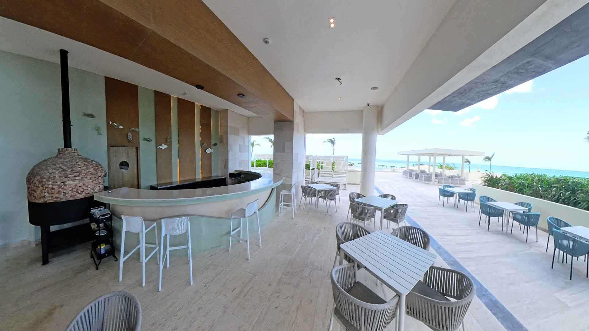 Snack Bar de Yucalpetén Resort Marina