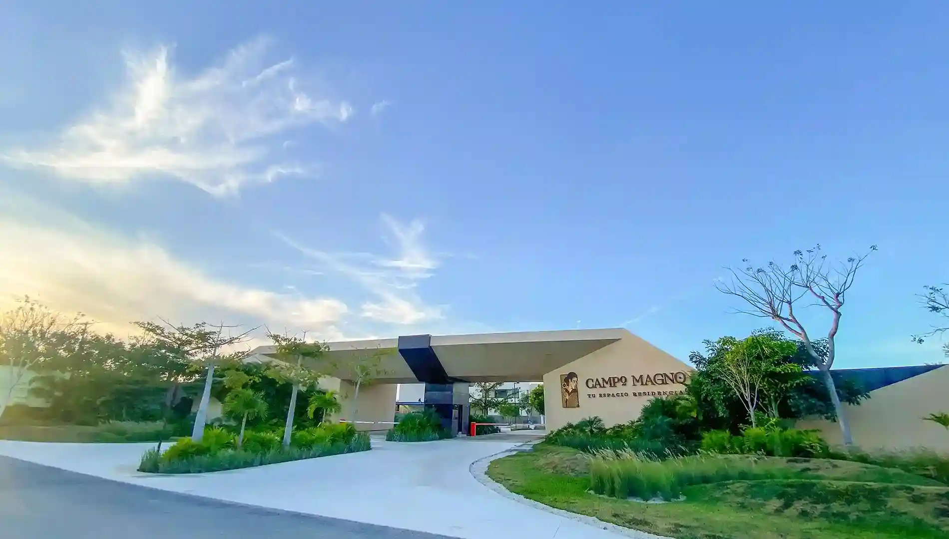 Acceso Campo Magno Mérida